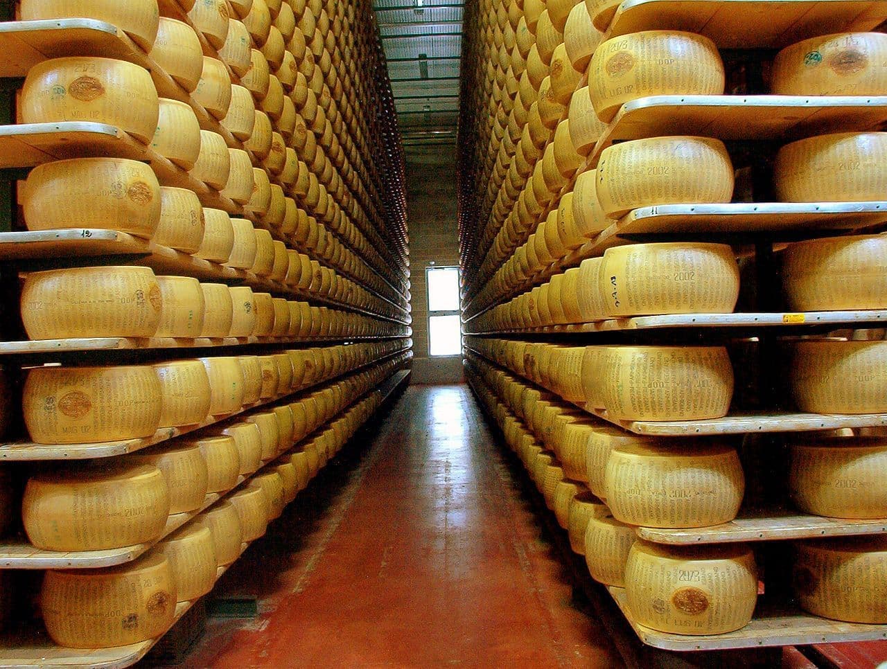 parmiggiano_reggiano.jpg
