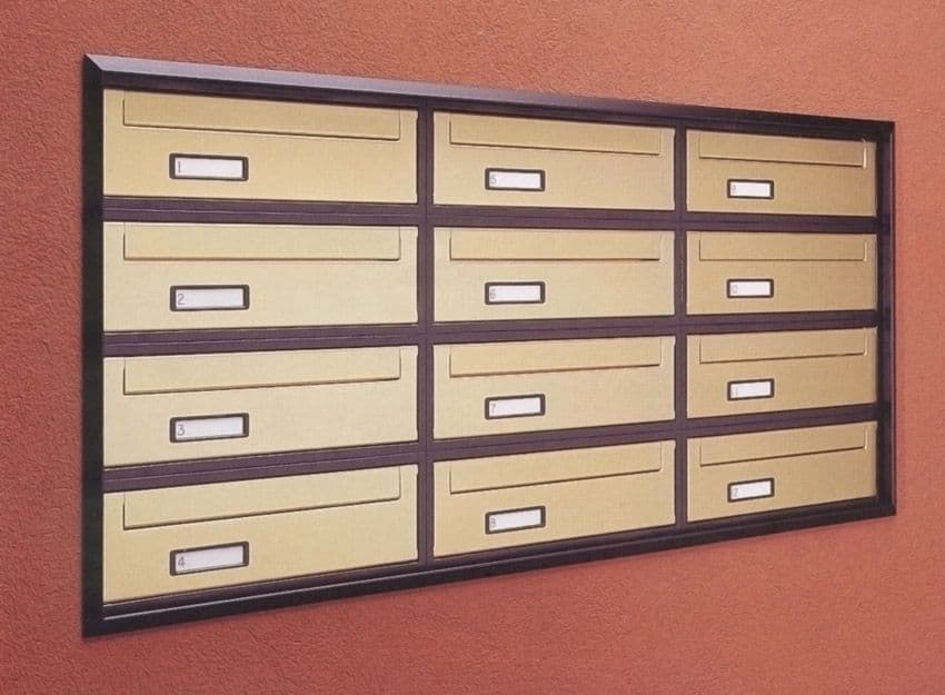 Cassazione: legittima la notifica presso la sede legale di una società anche se la società è in altra sede operativa...